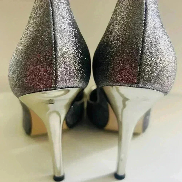 GUESS SHOES SIZE 6.5 SHIMMER SOFT PURPLE COLOR LIKE NEW CONDITION - Picture 7 of 16